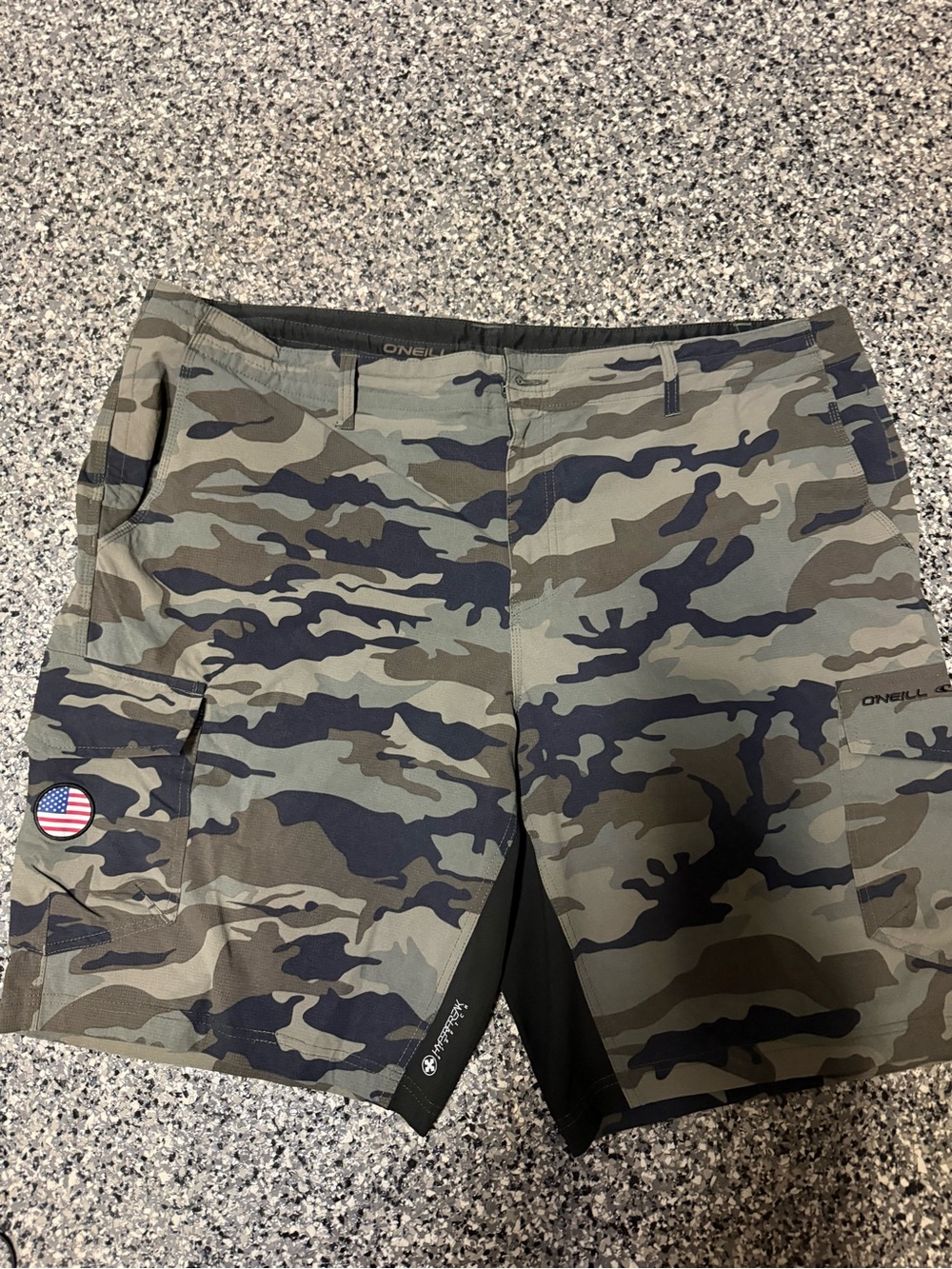 O'Neill Men's Camouflage Cargo Shorts in Olive and Black